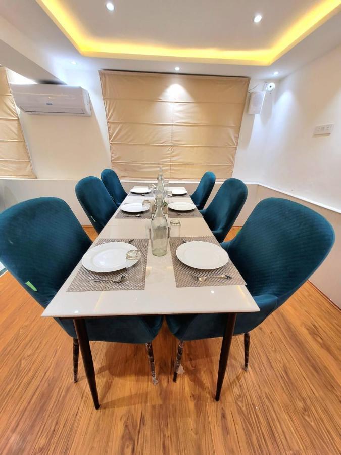 Hotel Royal Plaza Srīnagar Kültér fotó